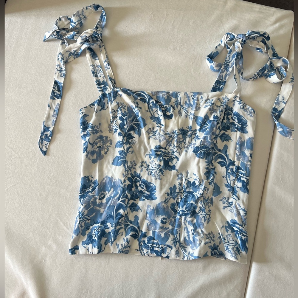 Reformation Ellora Top with tie straps, new w/tags on